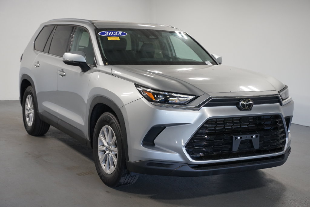 Used 2025 Toyota Grand Highlander XLE SUV