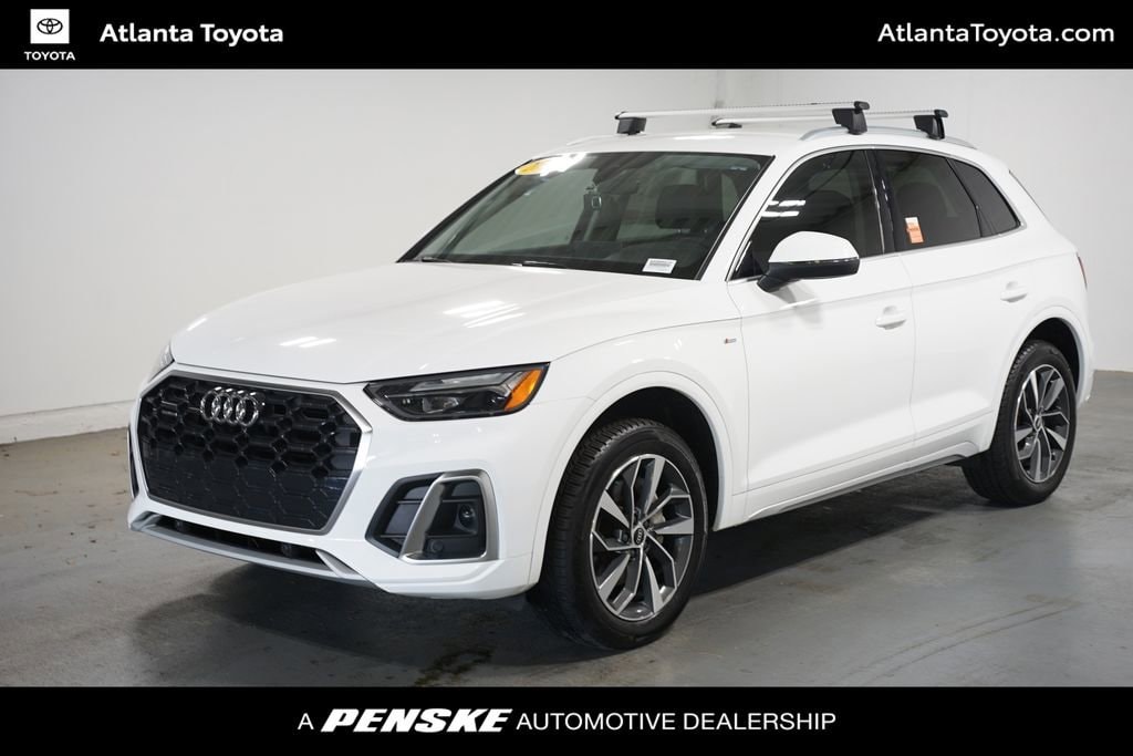 2022 Audi Q5 45 Premium's photo