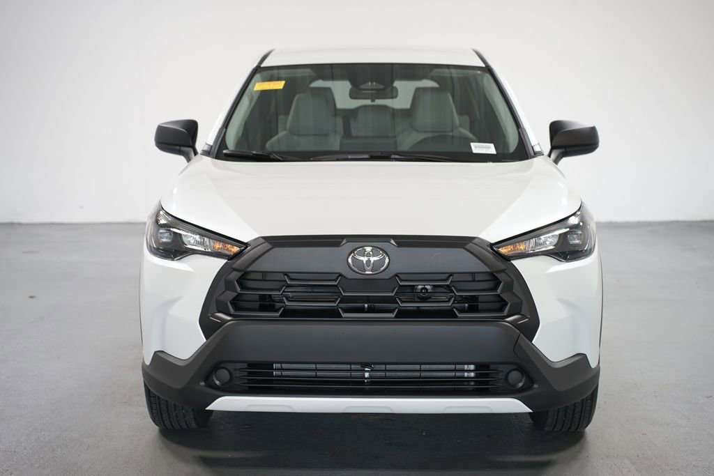 2026 Toyota Corolla Cross L photo 2