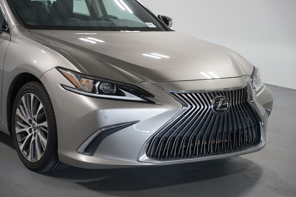 Used 2021 Lexus ES 350 Sedan