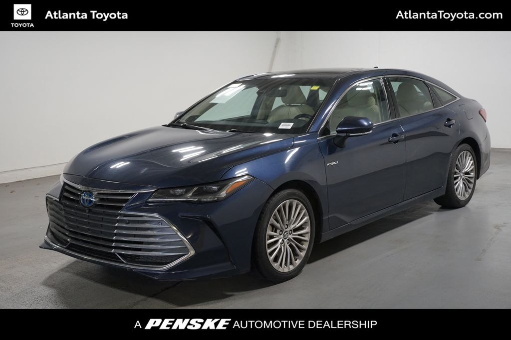 Used 2019 Toyota Avalon Hybrid Limited Sedan