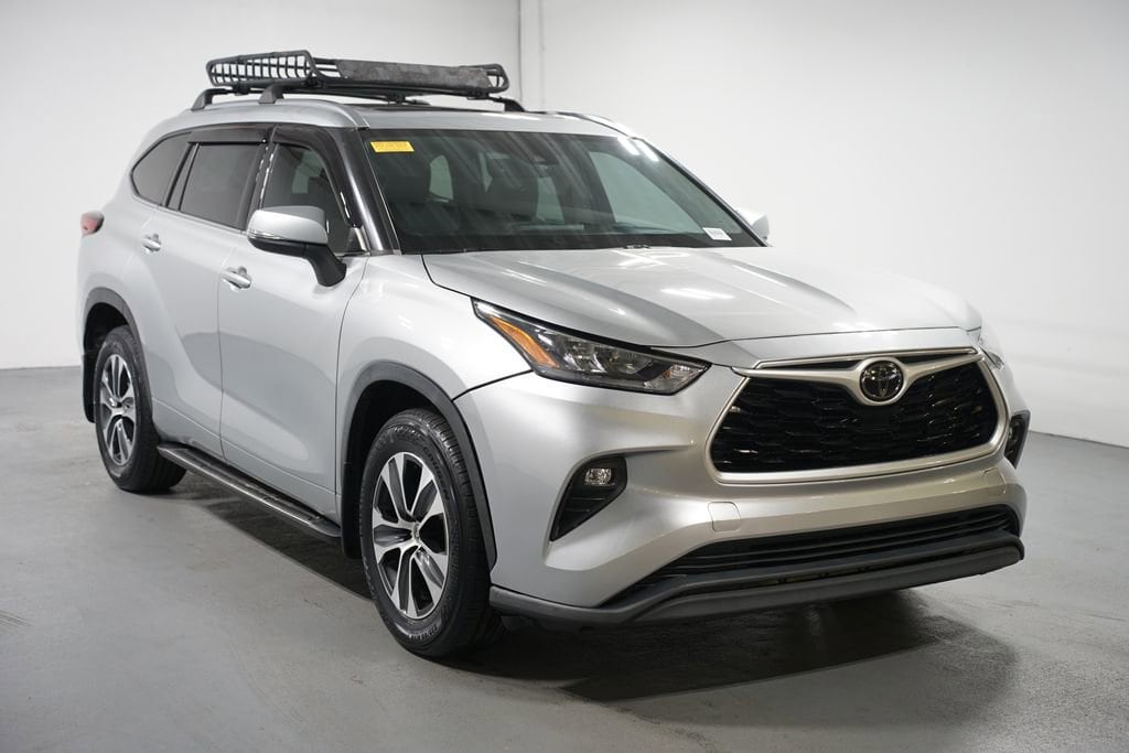 Used 2020 Toyota Highlander XLE SUV