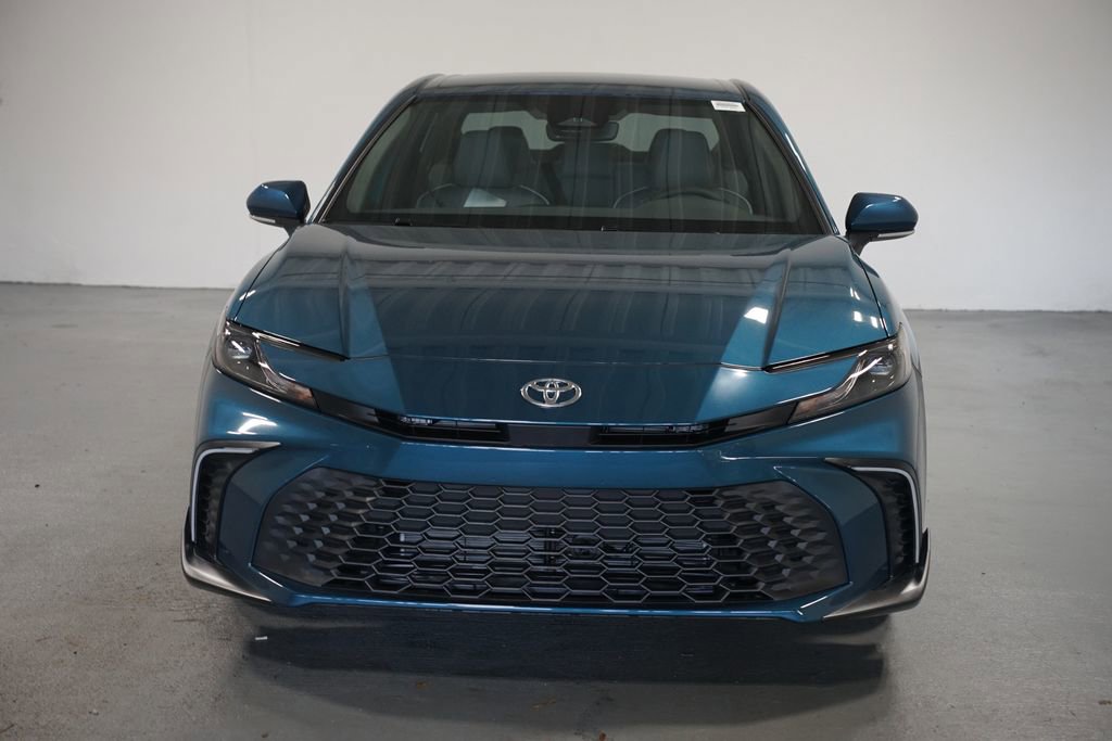 2026 Toyota Camry SE photo 2