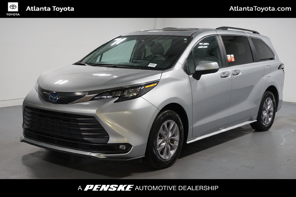 2025 Toyota Sienna Minivan/Van 