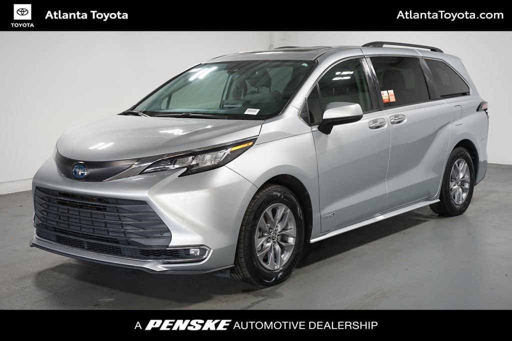 2021 Toyota Sienna Van 
