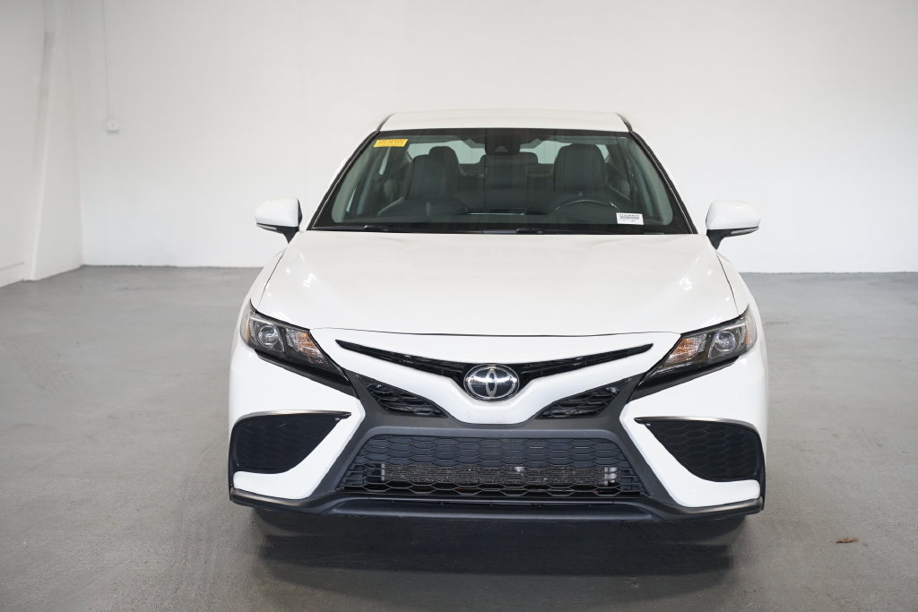 Used 2024 Toyota Camry SE Sedan
