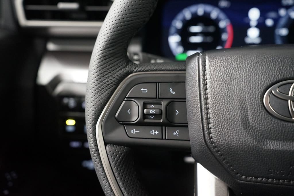 2025 Toyota Tacoma TRD Off Road - Photo 15