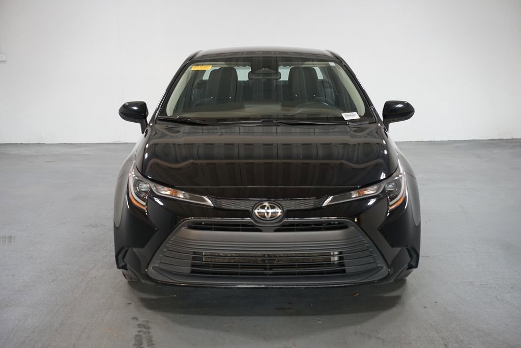 2024 Toyota Corolla LE photo 2
