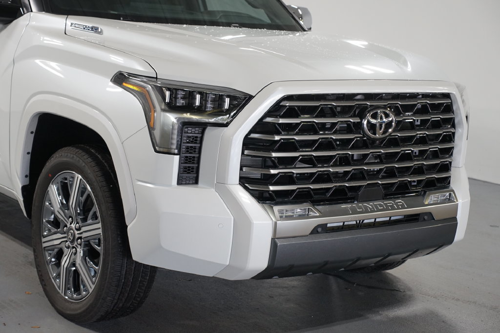 New 2026 Toyota Tundra i-FORCE MAX Capstone CAPSTONE CREWMAX 5.5