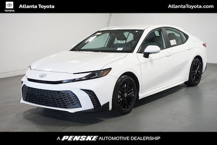 2025 Toyota Camry SE Sedan