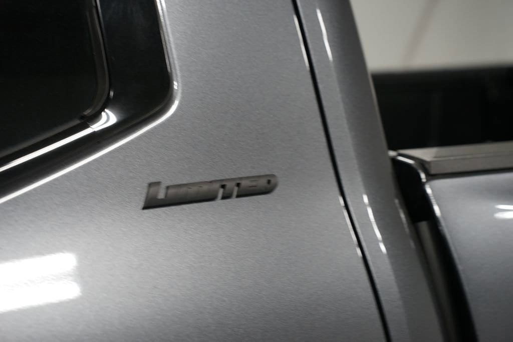 2025 Toyota Tundra Limited - Photo 12