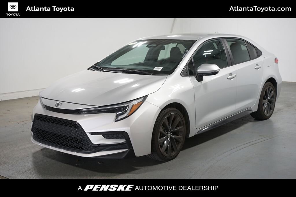 Used 2024 Toyota Corolla SE Sedan