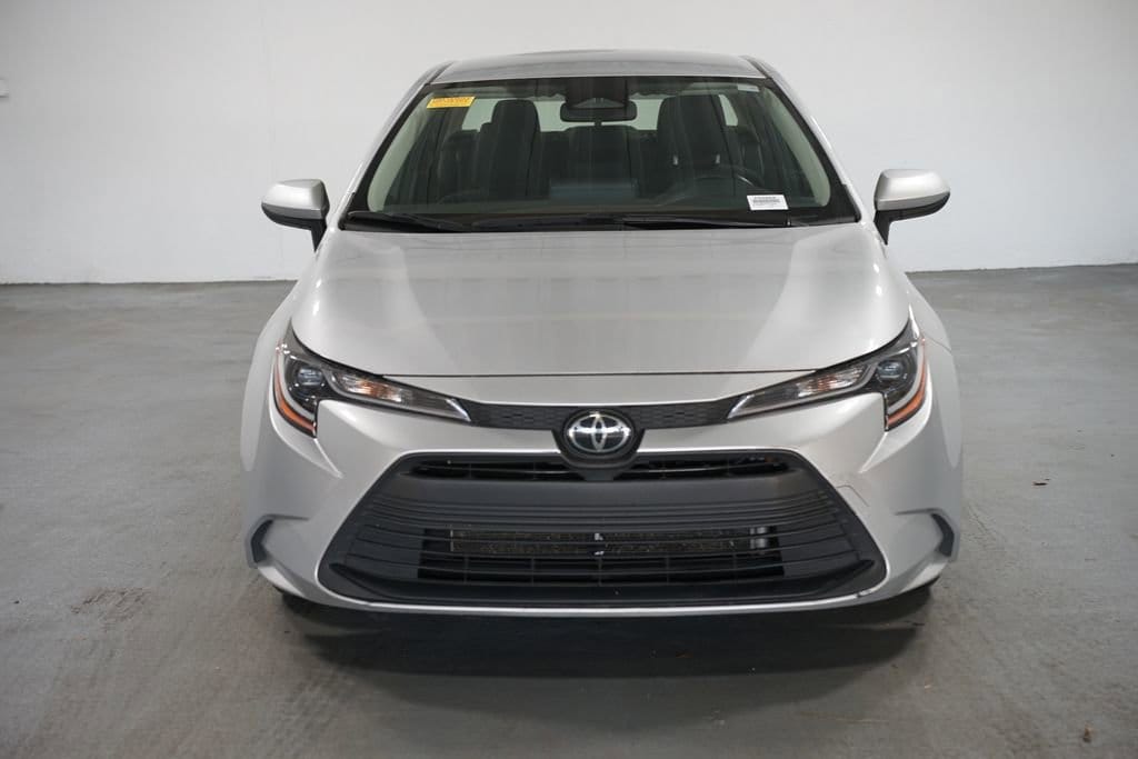 Used 2023 Toyota Corolla LE with VIN JTDB4MEE6P3010288 for sale in Northfield, Minnesota