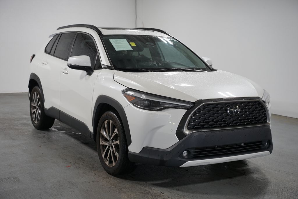 Used 2023 Toyota Corolla Cross XLE SUV