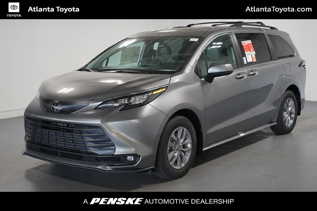 2026 Toyota Sienna 8 PASSENGER 