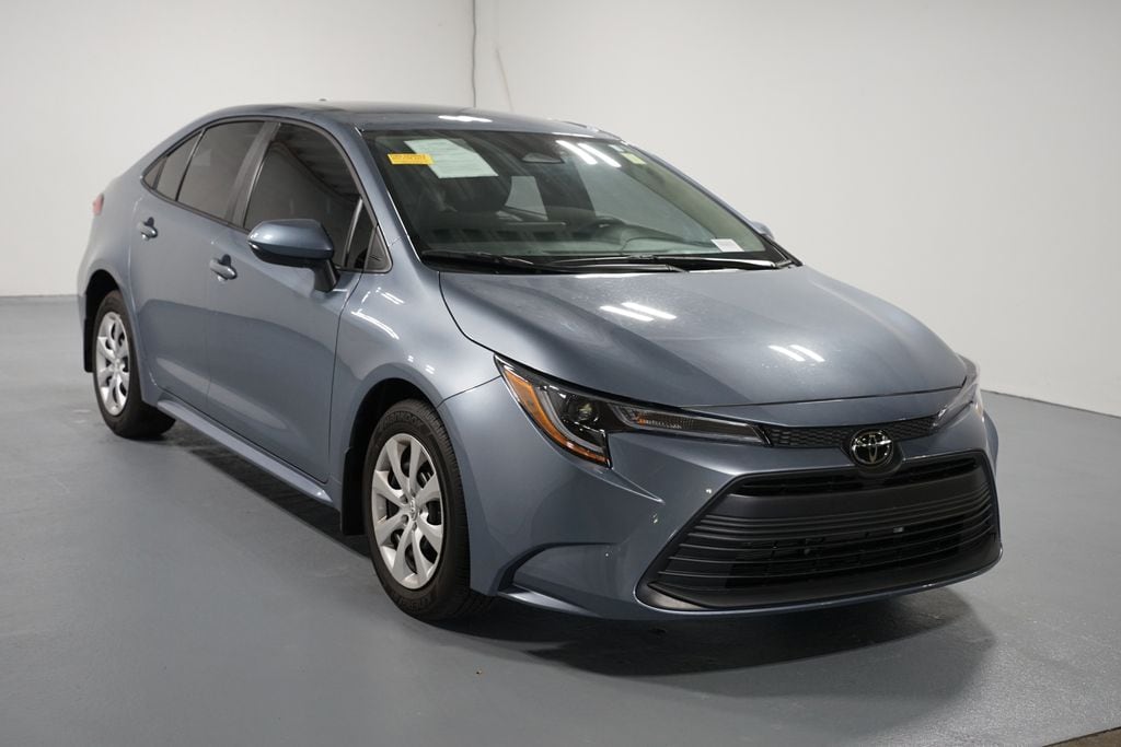 Certified 2025 Toyota Corolla LE Sedan