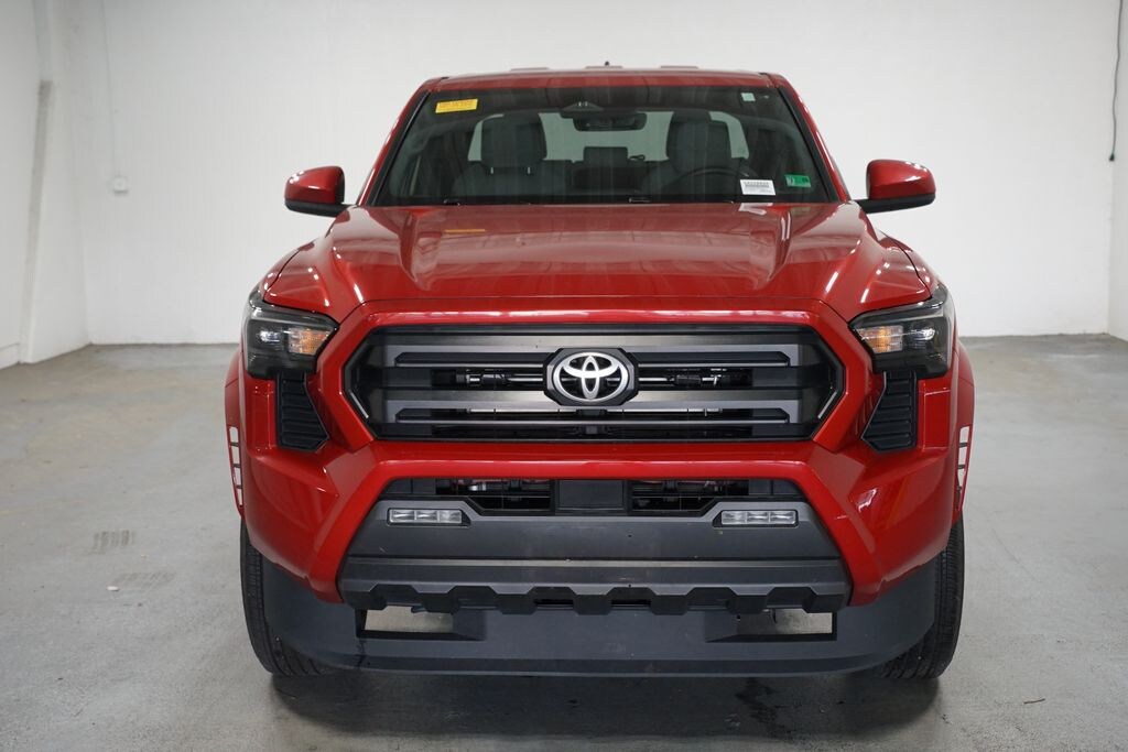 Used 2025 Toyota Tacoma SR5 Truck