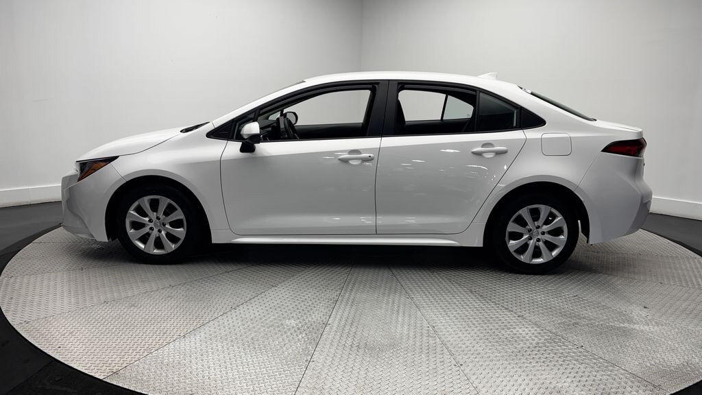 Used 2024 Toyota Corolla LE Sedan