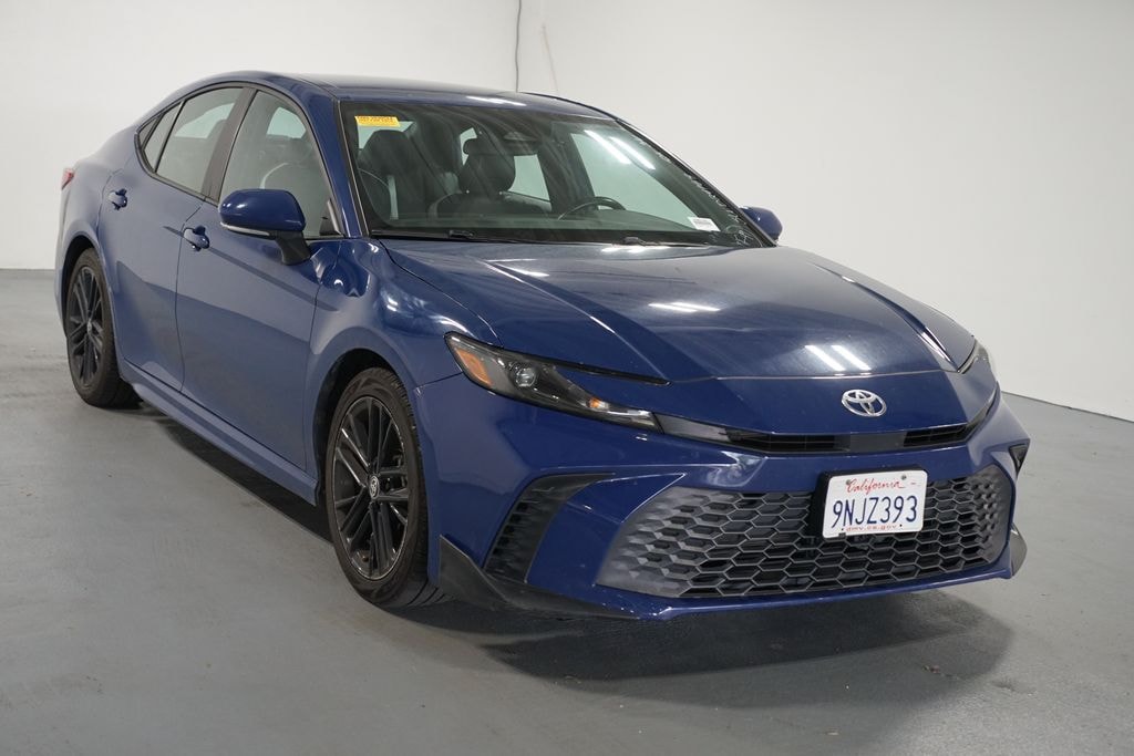 Used 2025 Toyota Camry SE Sedan