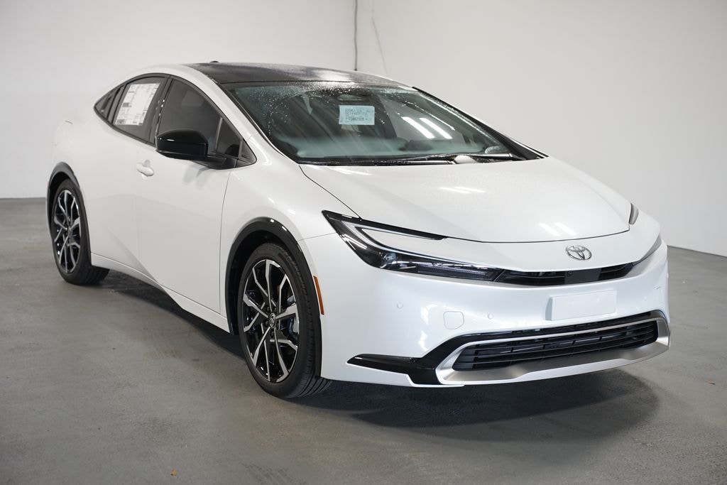 New 2026 Toyota Prius Plug-in Hybrid XSE Premium PLUG-IN HYBRID