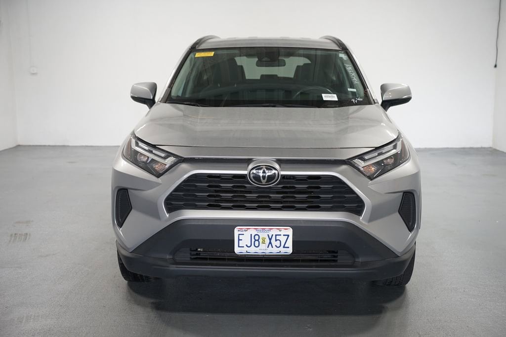 Used 2024 Toyota RAV4 XLE with VIN 2T3W1RFV4RW324964 for sale in Northfield, Minnesota