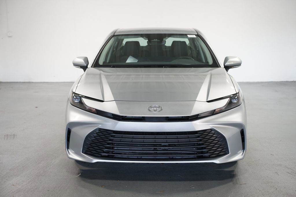 2026 Toyota Camry LE photo 2