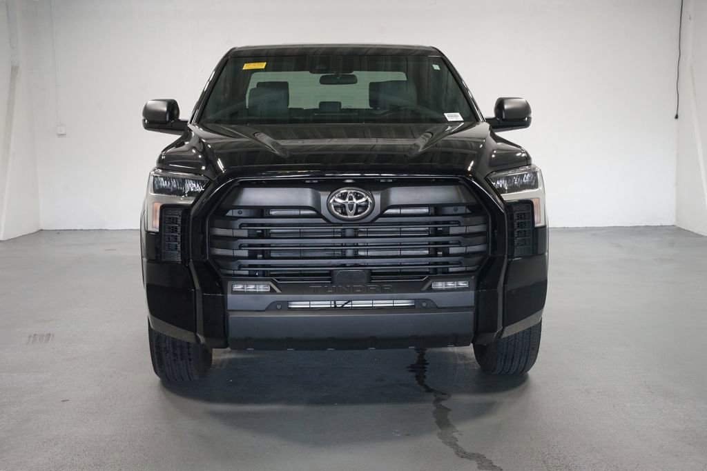 2025 Toyota Tundra SR5 photo 2