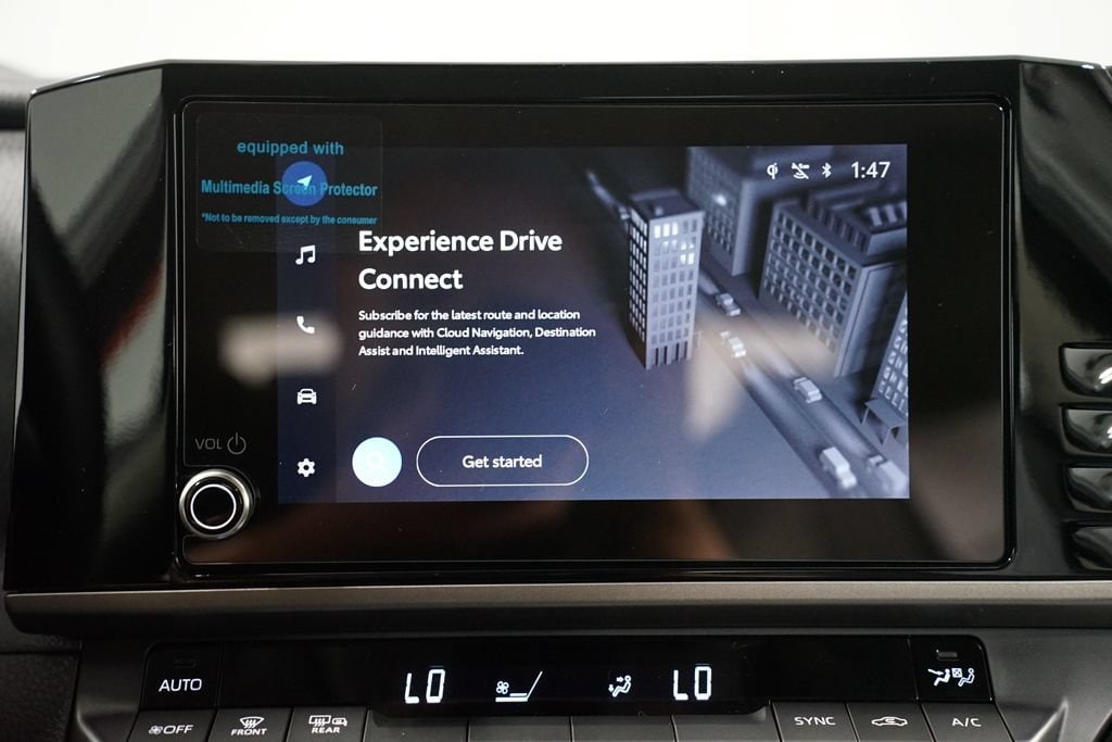 2026 Toyota Camry LE - Photo 17