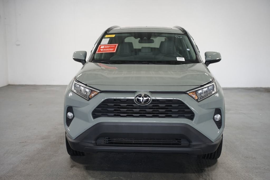 Used 2021 Toyota RAV4 XLE Premium with VIN 2T3C1RFV5MW173113 for sale in Duluth, GA
