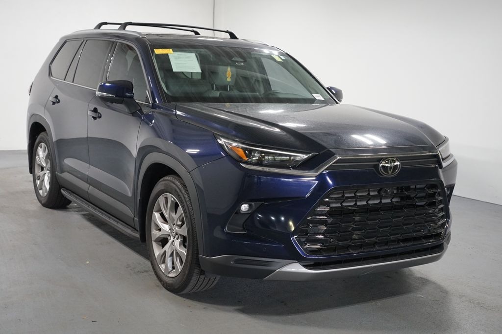 Used 2025 Toyota Grand Highlander Limited SUV
