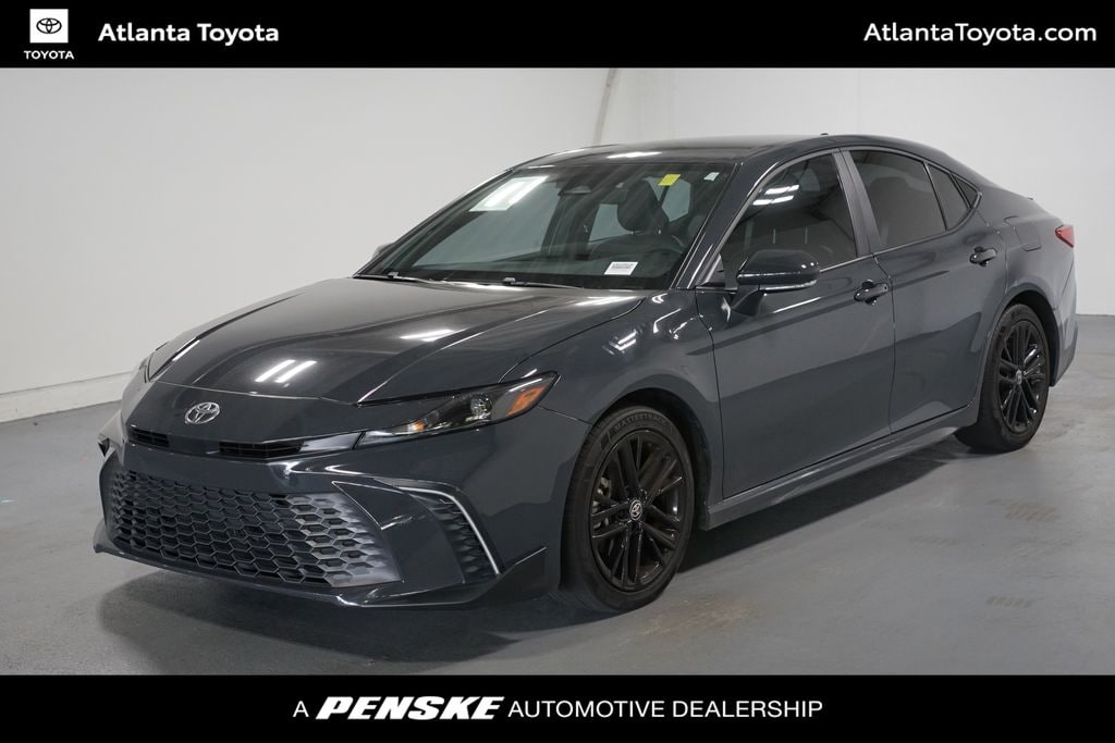 Used 2025 Toyota Camry SE Sedan