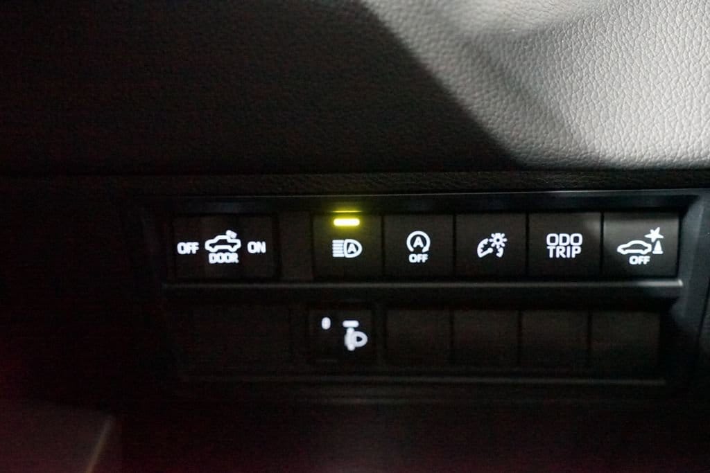 2025 Toyota Tundra Limited - Photo 27