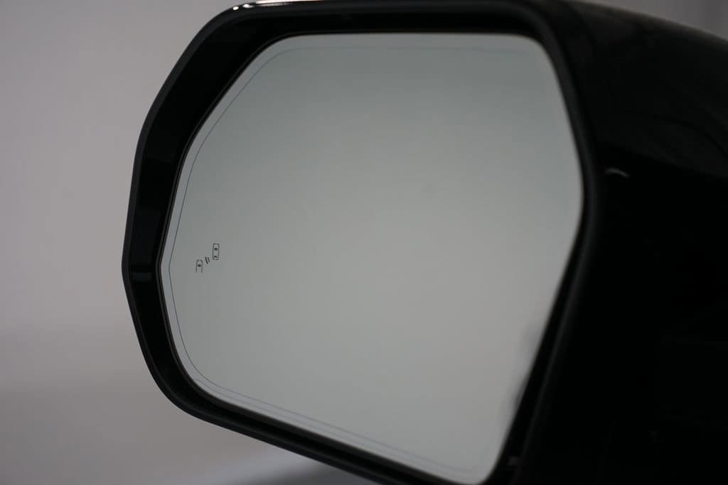 2025 Toyota Tundra Limited - Photo 29