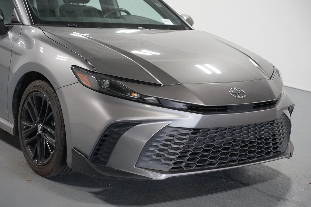 Used 2025 Toyota Camry SE Sedan
