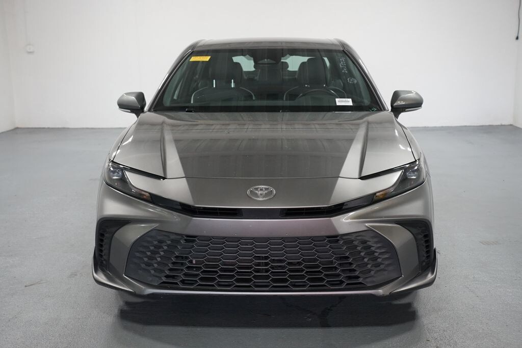 Used 2025 Toyota Camry SE Sedan