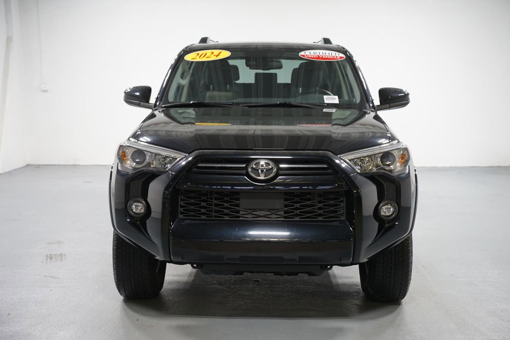 2024 Toyota 4Runner SR5 photo 2