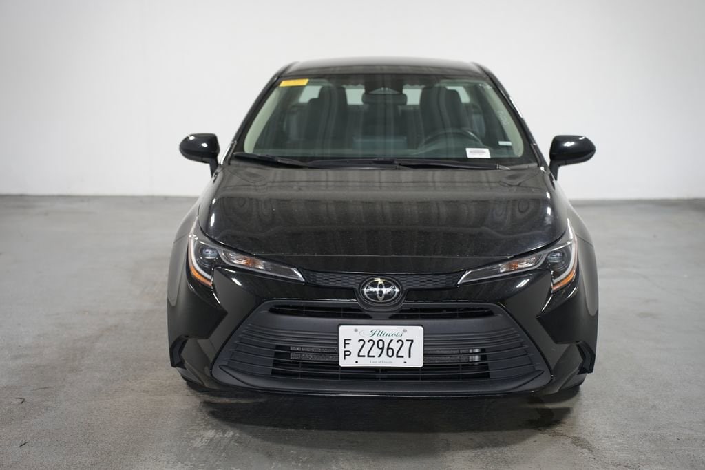 Used 2023 Toyota Corolla LE with VIN 5YFB4MDE9PP060059 for sale in Northfield, Minnesota