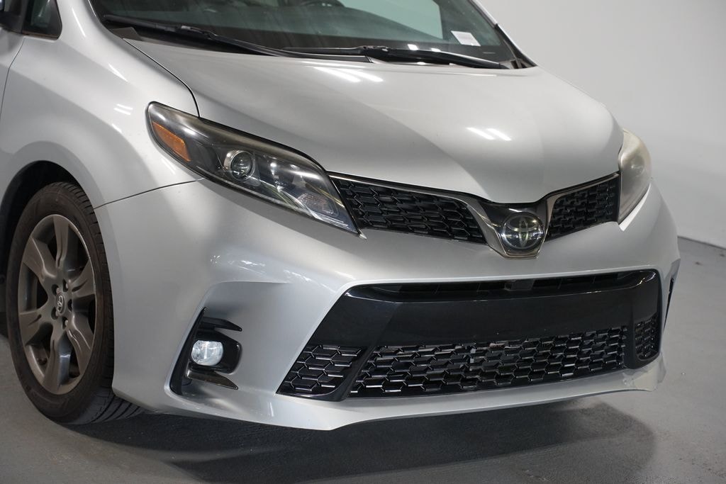 Certified 2020 Toyota Sienna SE Minivan/Van