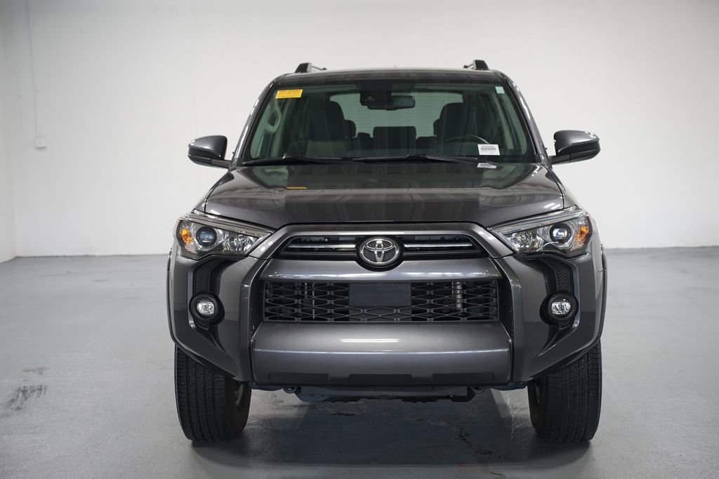2023 Toyota 4Runner SR5 photo 2