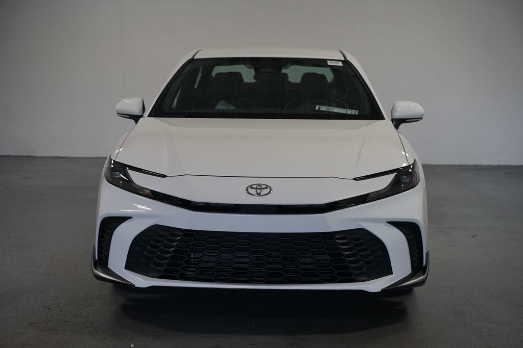 2026 Toyota Camry SE photo 2