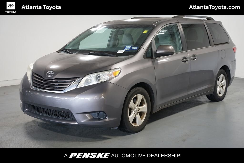 Used 2015 Toyota Sienna LE Van