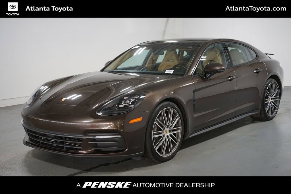 2018 Porsche Panamera Base