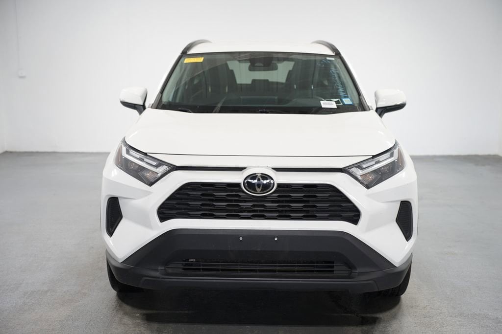 Used 2022 Toyota RAV4 XLE with VIN 2T3P1RFV4NW265431 for sale in Duluth, GA