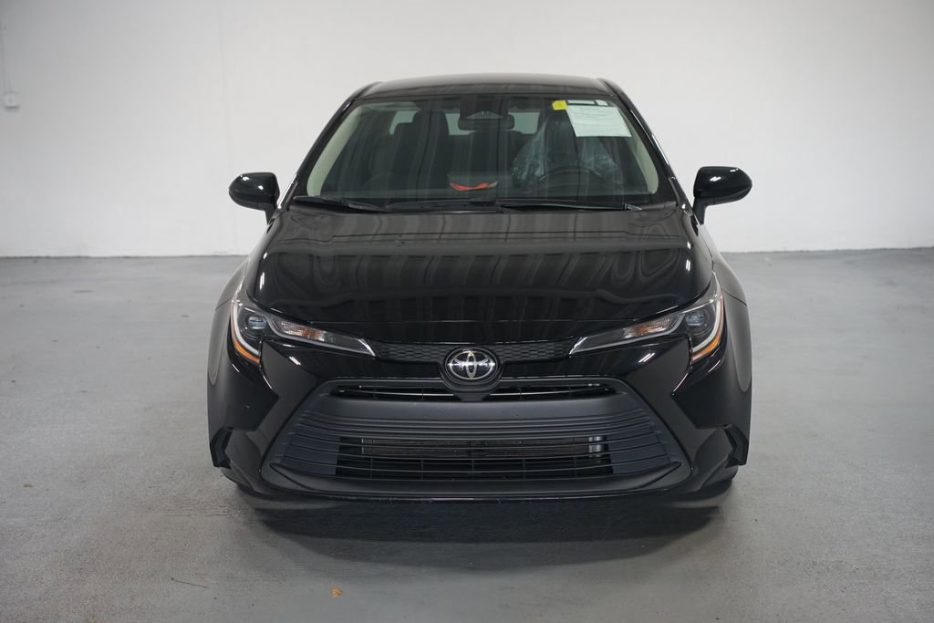 2023 Toyota Corolla LE photo 2