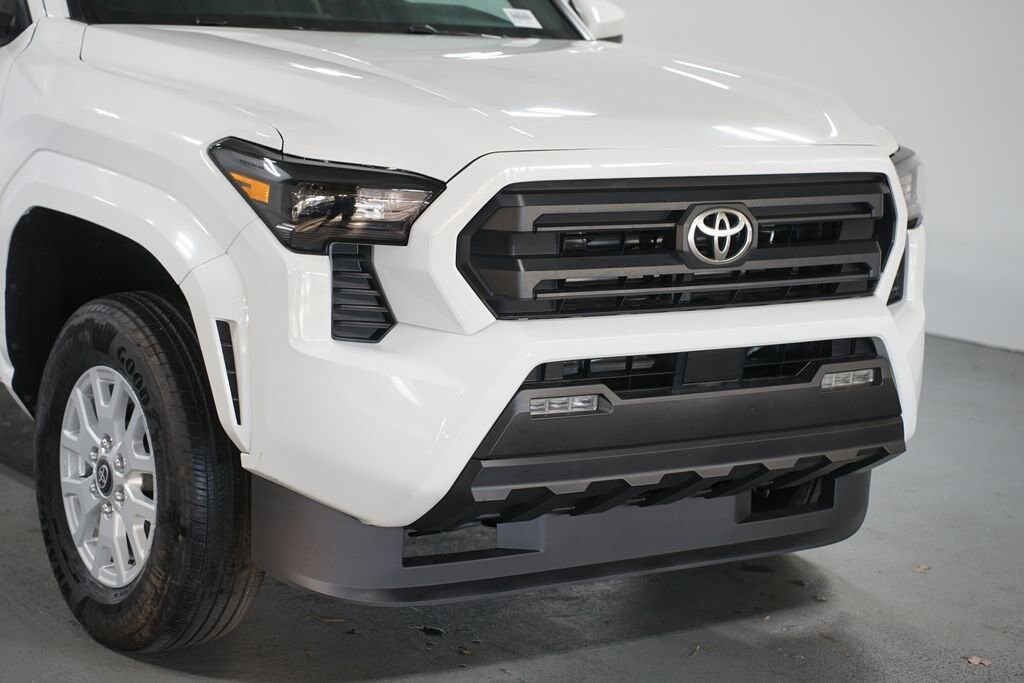 Used 2025 Toyota Tacoma SR5 Truck Double Cab