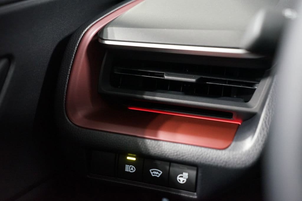 2026 Toyota Prius Plug-in Hybrid XSE Premium - Photo 25