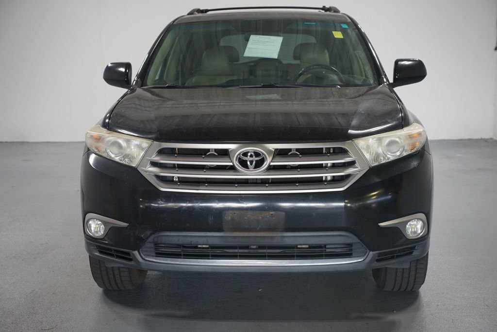 2013 Toyota Highlander SE photo 2