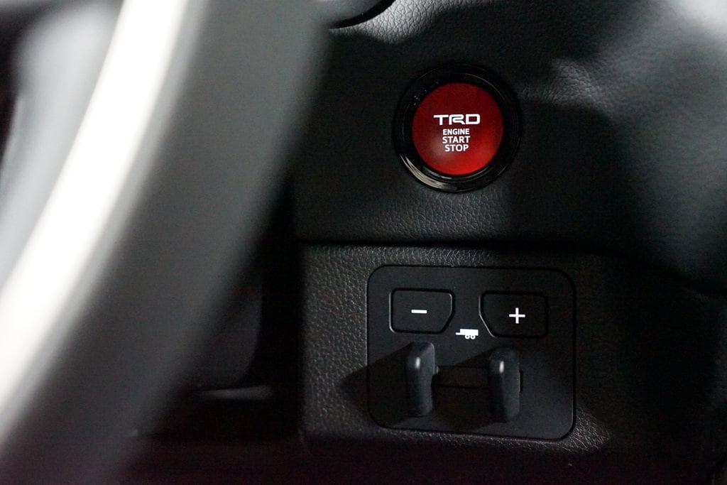 2025 Toyota Tundra Limited - Photo 26