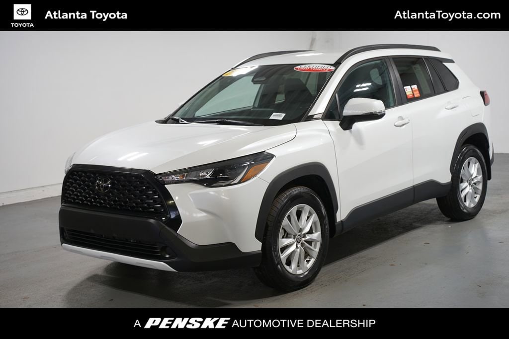 2024 Toyota Corolla Cross LE