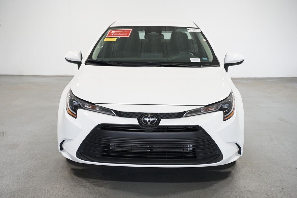 Used 2025 Toyota Corolla LE Sedan
